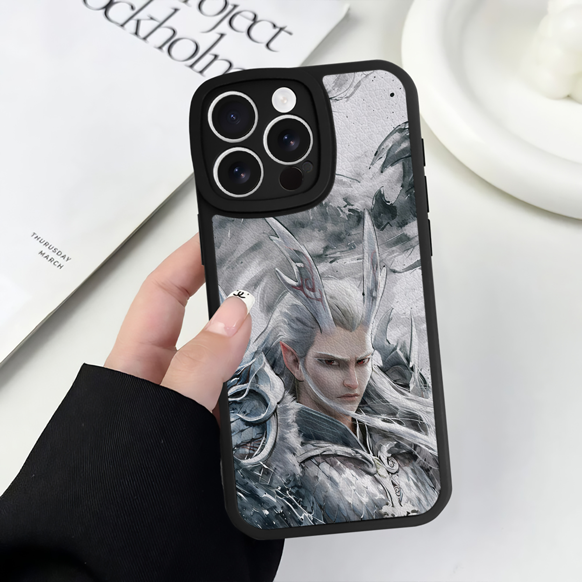 （画像用） Ne Zha 2 ナタ 魔童の大暴れ 【iPhone 16シリーズ対応】シリコンスマホケース（レザー調） 材質：シリコン